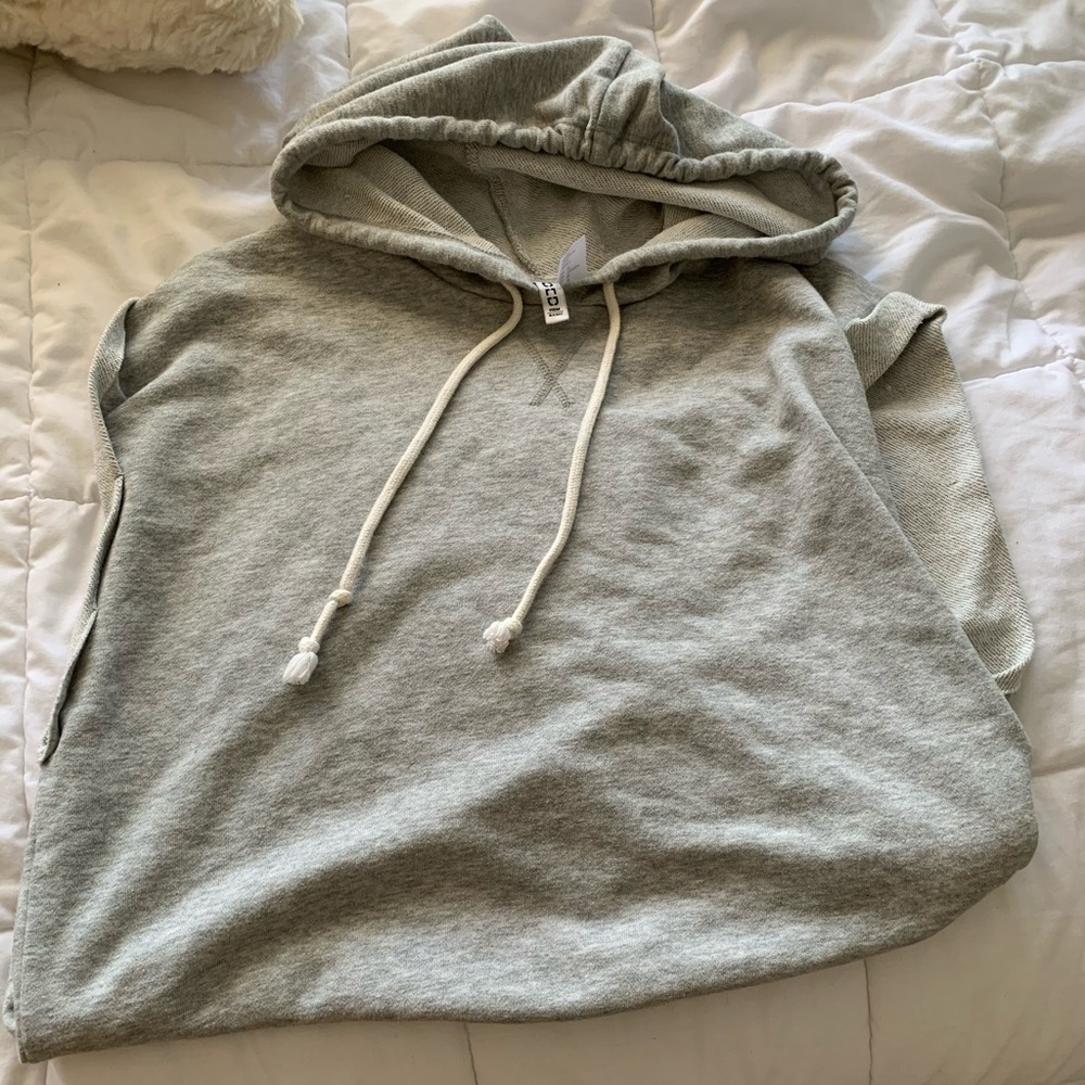 cropped short sleeve hoodie